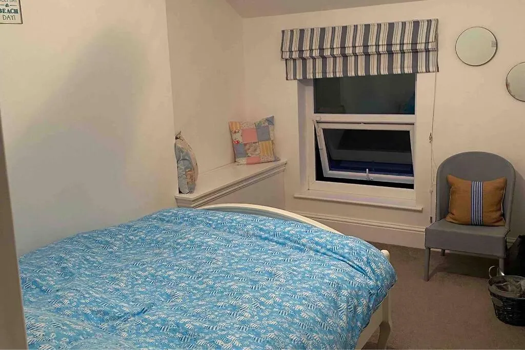 Semesterbostad Lilly'S Cottage, Filey, Sleeps 8