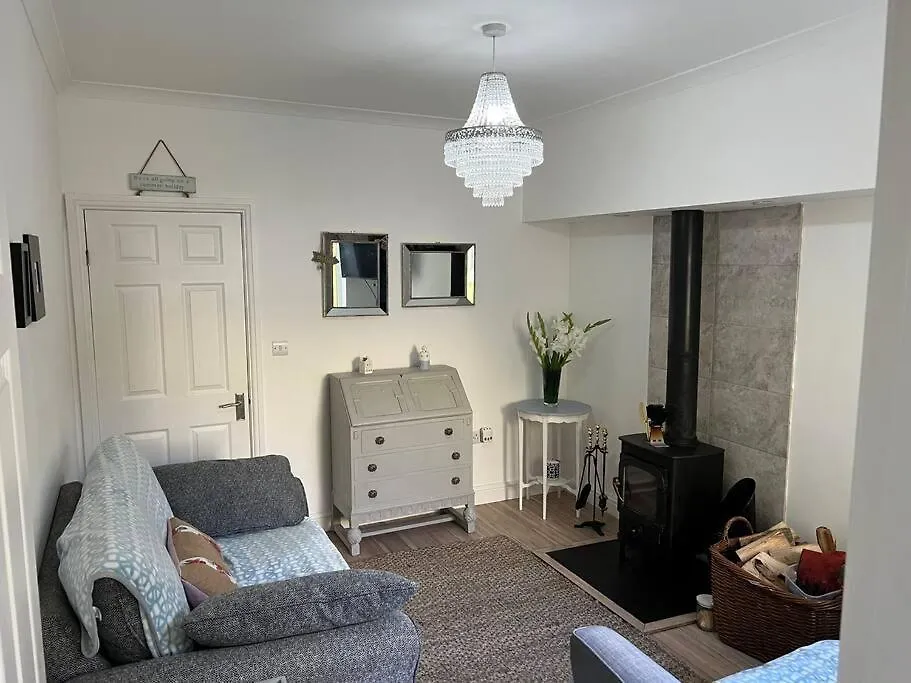 Semesterbostad Lilly'S Cottage, Filey, Sleeps 8